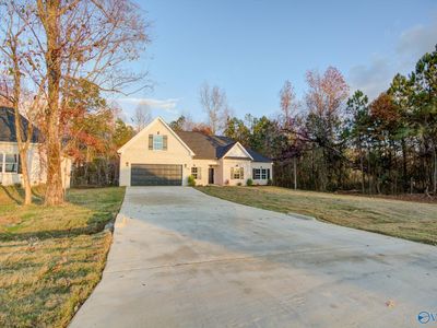 129 Little Burwell Rd, Harvest, AL, 35749