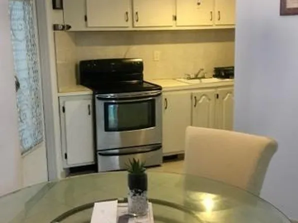 18706 NE 18th Avenue #107, Miami, FL 33179