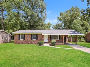 221 N Pandora Dr, Goose Creek, SC 29445