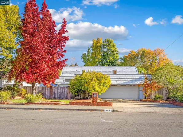 440 Marin Oaks Dr, Novato, CA 94949