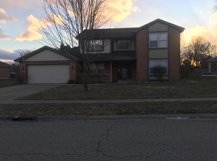 4685 Kings Ridge Cir, Fairborn, OH 45324