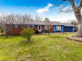 3220 Lagrange Dr, Maryville, TN 37804