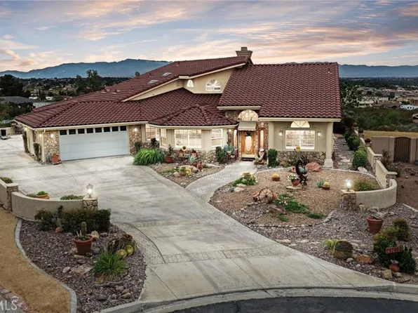 17662 Ridgeview Ct, Apple Valley, CA 92307