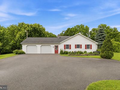 2588 Mount Pleasant Rd, Mount Joy, PA, 17552