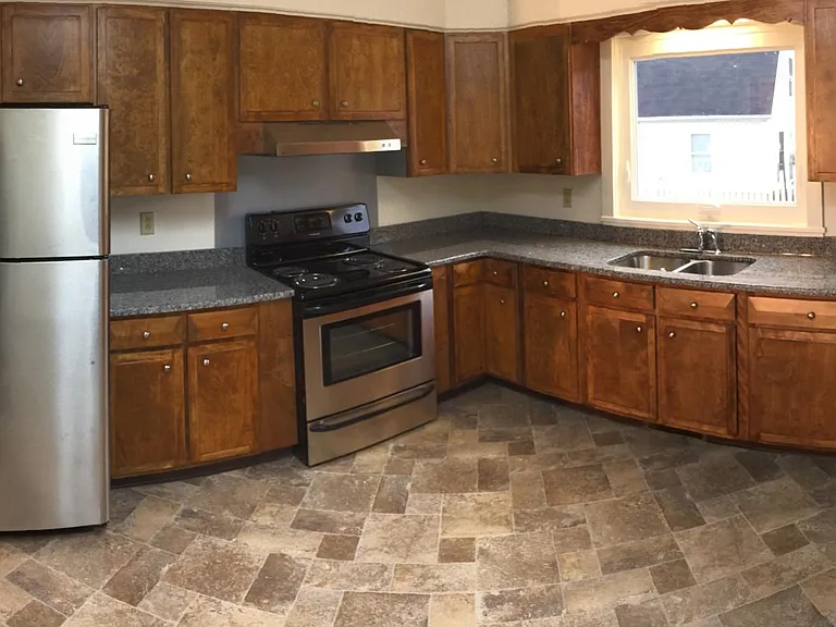 619 Hepburn St — Photo 23