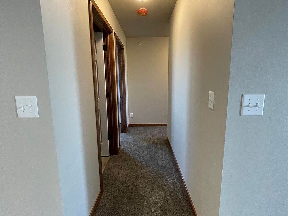 Dreamsville Apartments 1914 15th Ave SE Dyersville IA Zillow