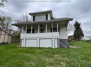 231 Oakwood Rd, Charleston, WV 25314