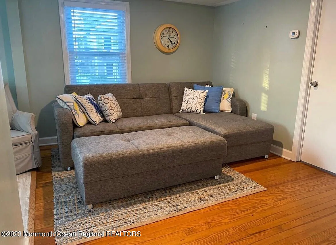 2 bed, $2,800 — Photo 2
