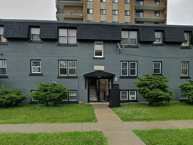 308 Askin Ave #5 — Photo 12