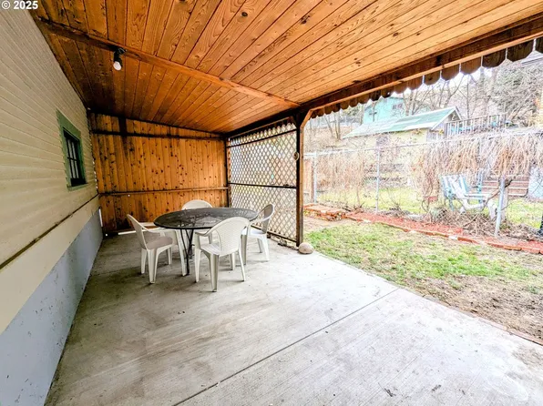 308 Adams Ave, La Grande, OR 97850