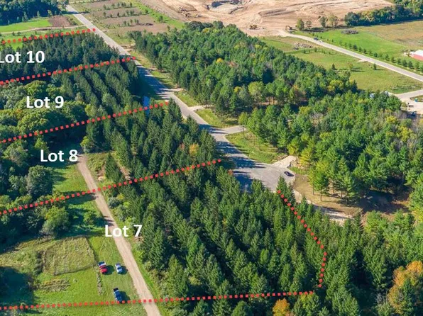 3950 MAXON DRIVE #Lt10, Slinger, WI 53086