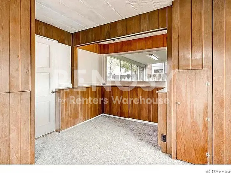 3030 S Bellaire St — Photo 4
