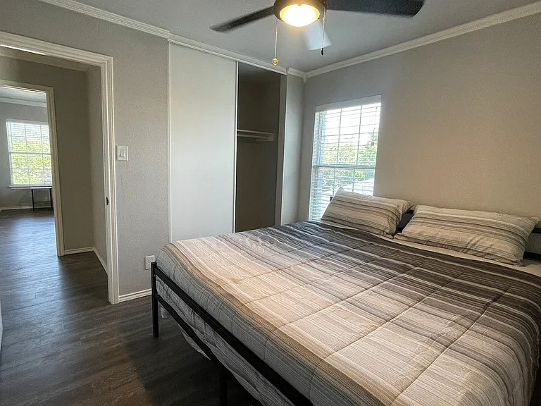21938 Legend Point Dr — Photo 155
