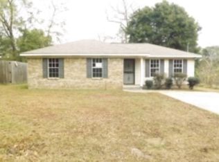 2410 Nortons Ln, Mobile, AL 36605