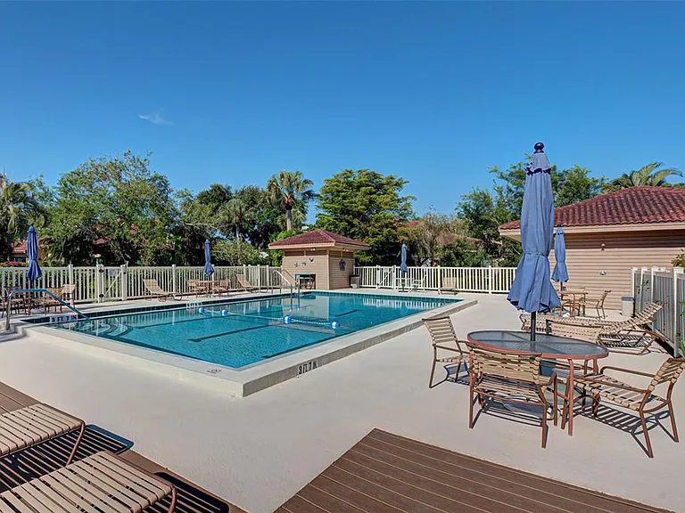 1740 Landings Blvd #39 — Photo 9