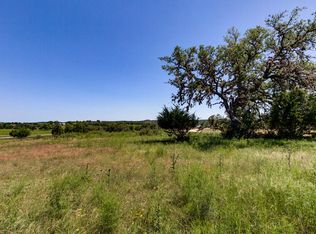 4100 Stonecreek Dr, Kerrville, TX 78028