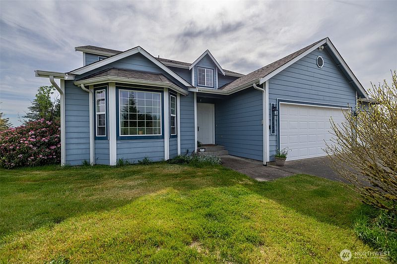 2nd image of 7332 183rd Avenue SW