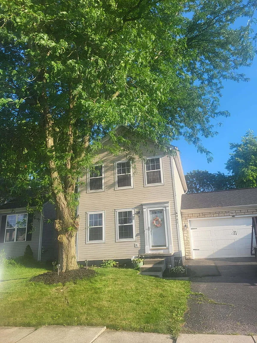 967 Robmeyer Dr photo 1