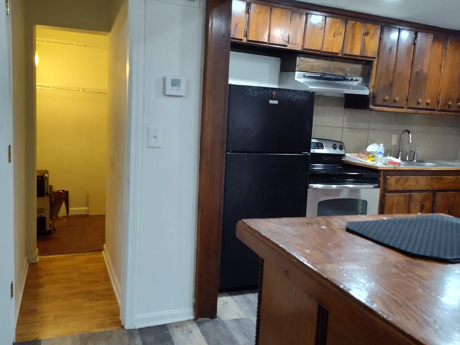 4 bed, 1600 sqft, $1,800 — Photo 1