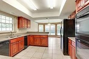5th image of 2102 Ormond Blvd
