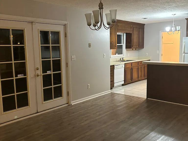 Dining Room/Kitchen area