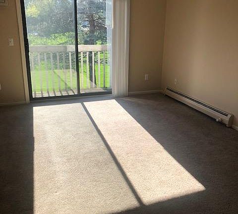 4th image of 3205 Mill Creek Dr APT 3