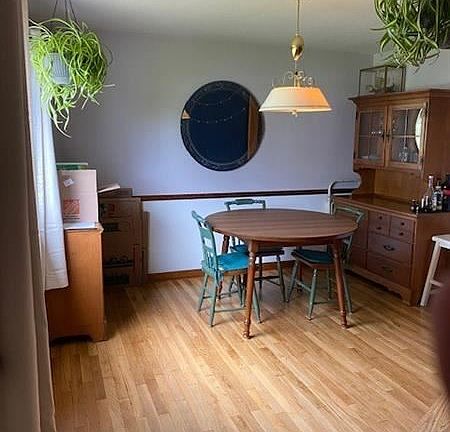 4th image of 4514 Lincoln Ave
