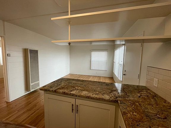 5th image of 809 S Catalina Ave APT A