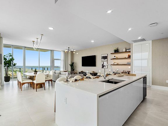 4th image of 220 Lake Shore Drive #2123