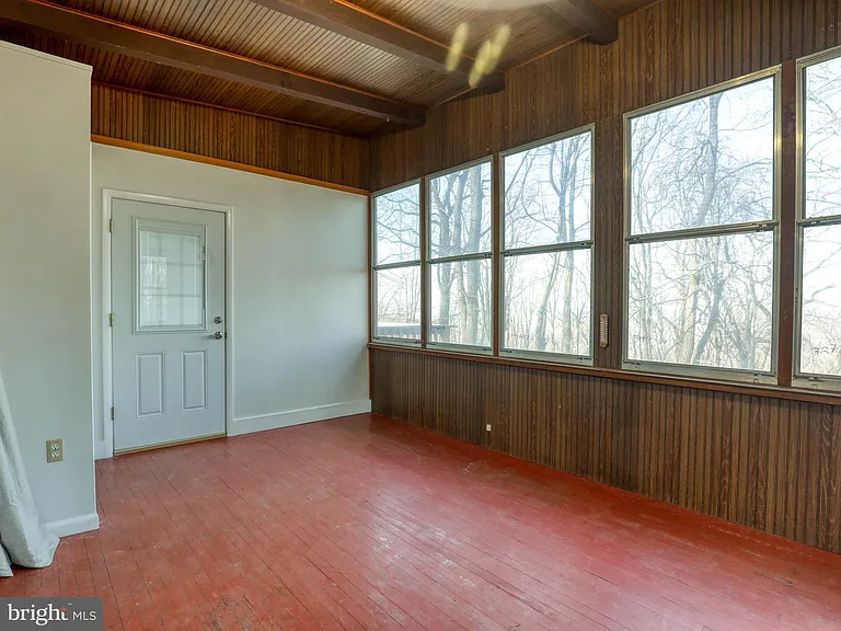 214 Bridle Path Rd — Photo 15