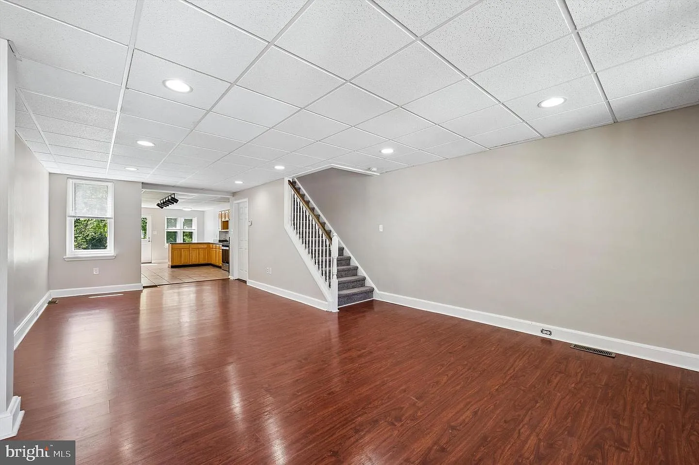 3 bed, 1328 sqft, $1,850 — Photo 2