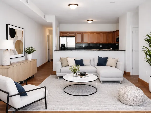 646 Market St #9, Newark, NJ 07105