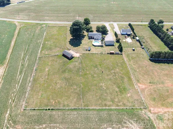 809 New Sterling Rd, Stony Point, NC 28678