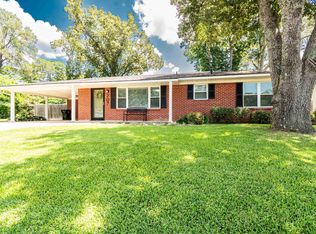 707 9th St NW, Springhill, LA 71075