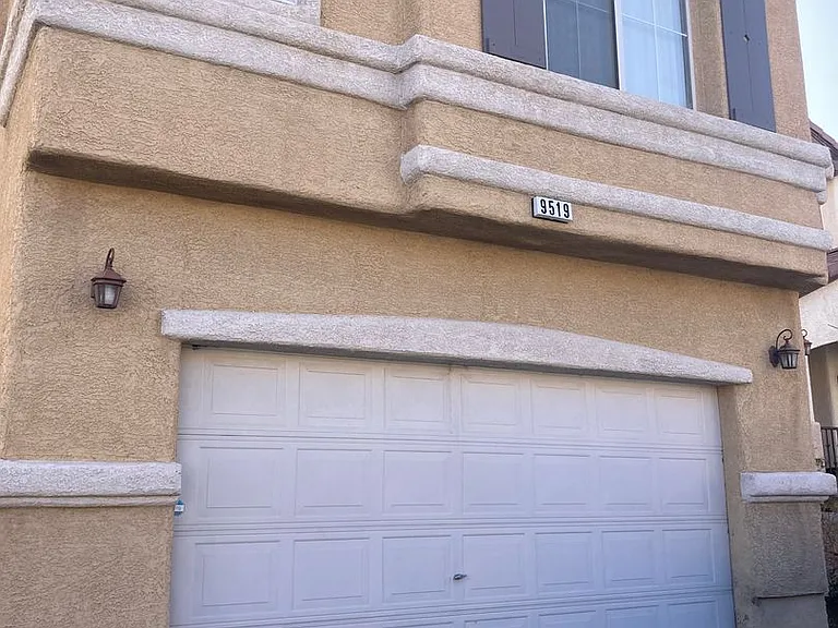9519 Milkweed Canyon Ave — Photo 1