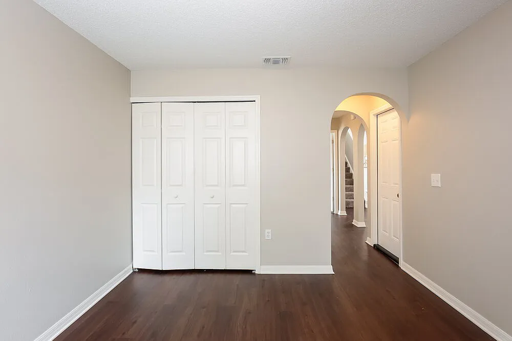 4 bed, 3.0 bath, 2120 sqft, $4,110 — Photo 2
