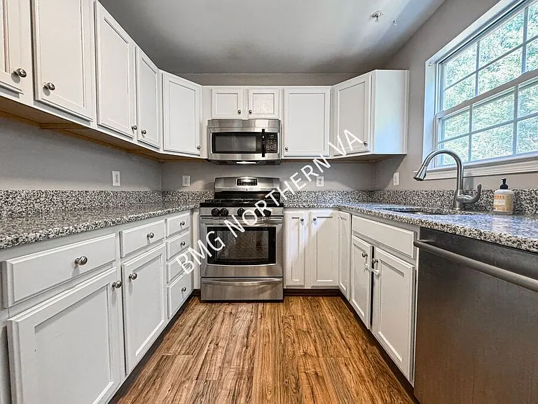 635 Constellation Sq SE #G — Photo 7