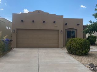 4230 Carefree Ct, Las Cruces, NM 88011