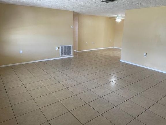 4th image of 5031 Stardale Dr