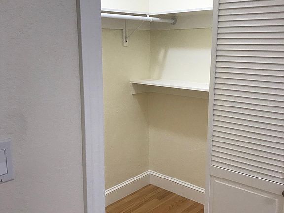 LARGE WALK IN CLOSET