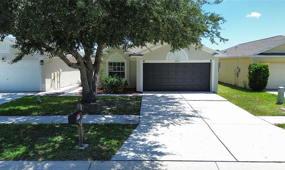 1st image of 12922 FIELDMOOR COURT