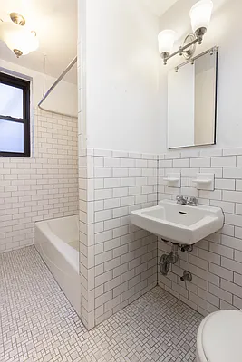 Rented by Compass | media 9