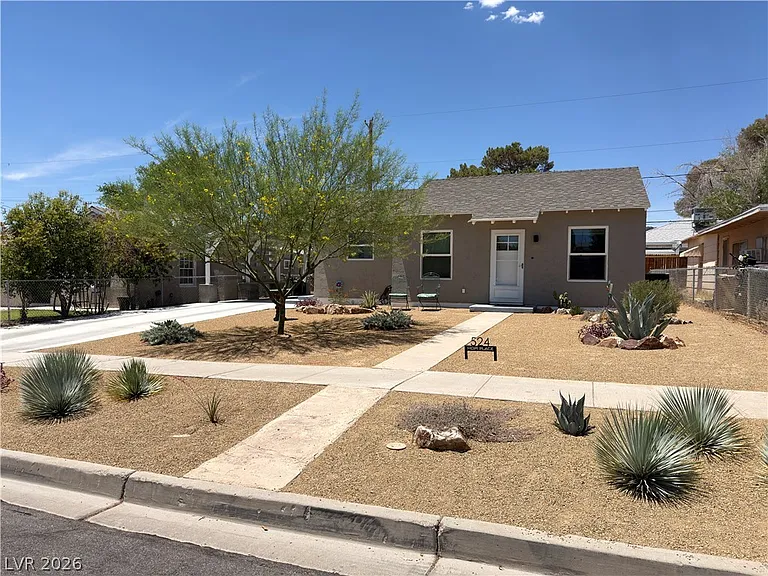 524 Hopi Pl — Photo 1