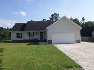 101 Flat Rock Ln, Richlands, NC 28574