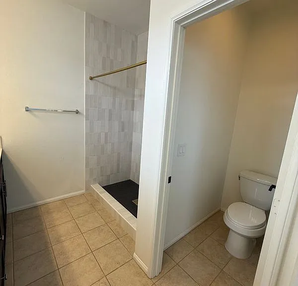 3009 E Pacific Coast Hwy — Photo 30