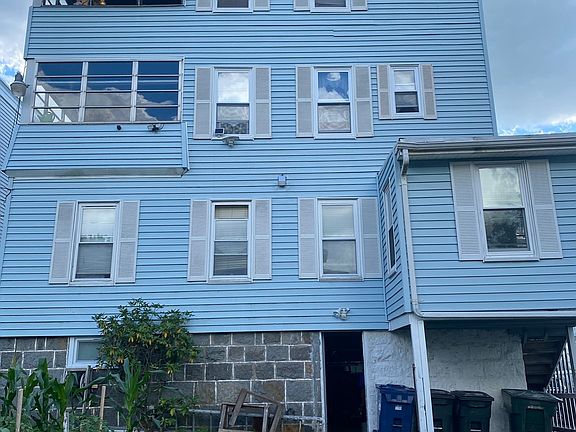 2nd image of 40 Woolson St