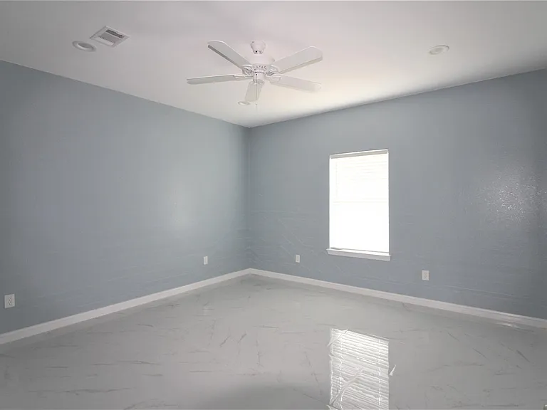 956 County Road 281 — Photo 3