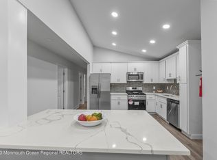 720 Gail Dr, Neptune, NJ