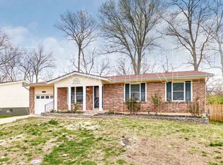 1942 Redwood Dr, Arnold, MO