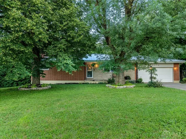 2876 College Hill Ct, Dayton, OH 45431